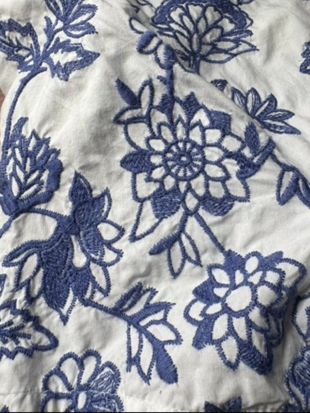Talbots Embroidered Floral Peplum Top Women's Size 16P with Scalloped Hem - Picture 5 of 5